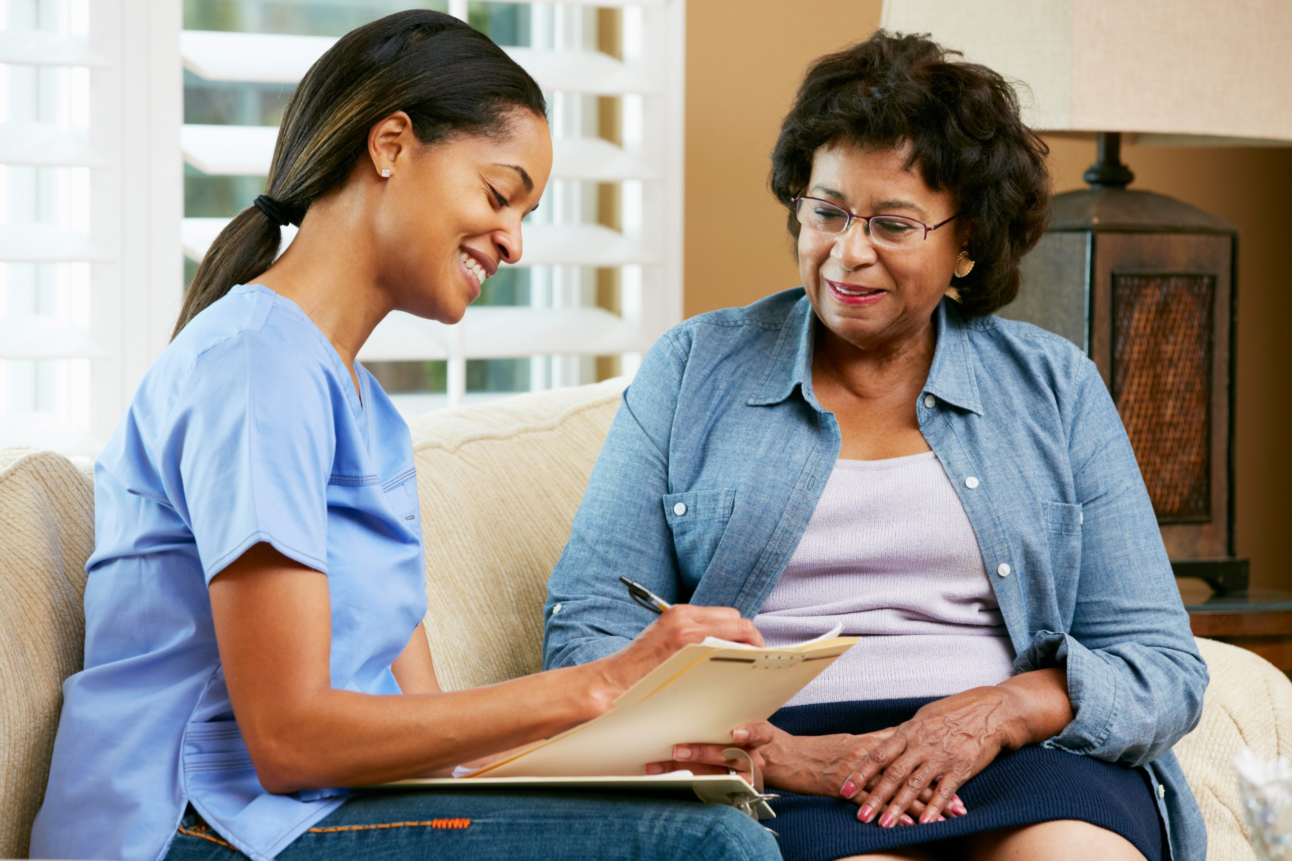 nurse-and-elderly-woman